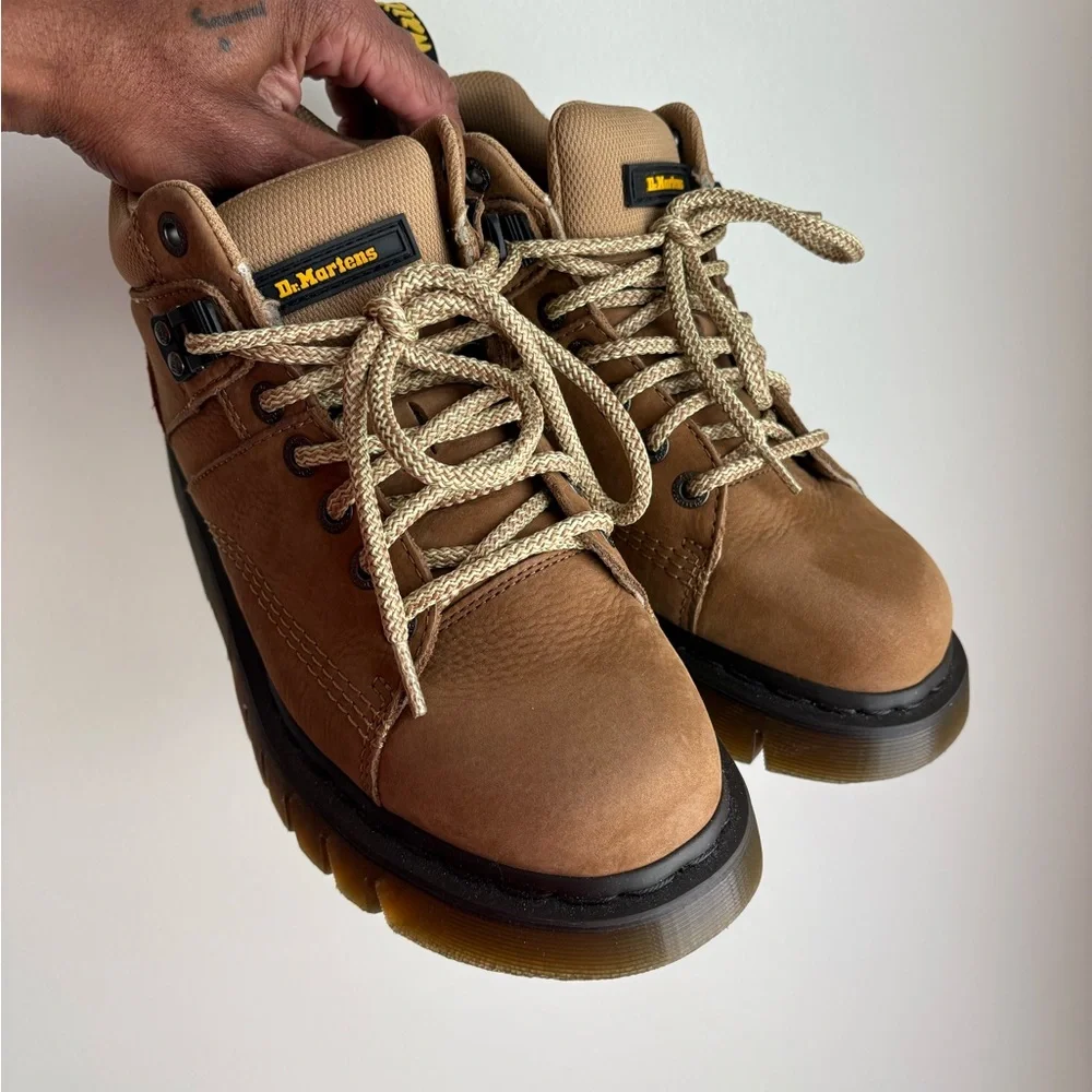 Dr. Martens sturdy kids